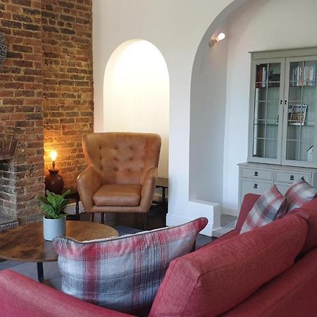 Beautiful Garden Apartment In Leafy St Leonards 5 Mins To Beach 외부 사진